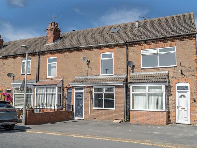 House for sale in Rawcliffe, Rawcliffe Bridge