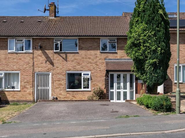 House for sale in Pachesham Park, Surrey