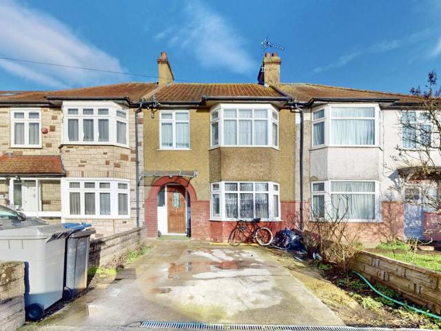 House for sale in Kingsbury, Greater London