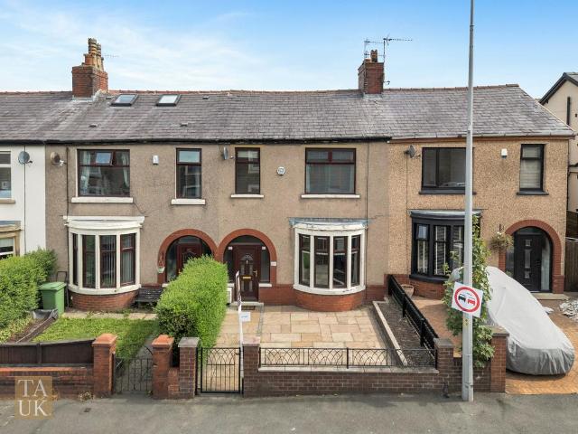 House for sale in Woodnook, Backburn