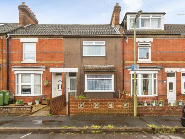 House for sale in Eastleigh, Helford