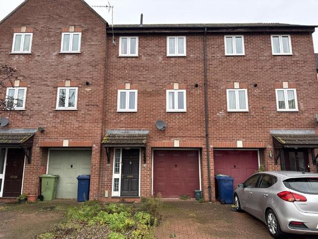 House for sale in Tewkesbury, Pamington