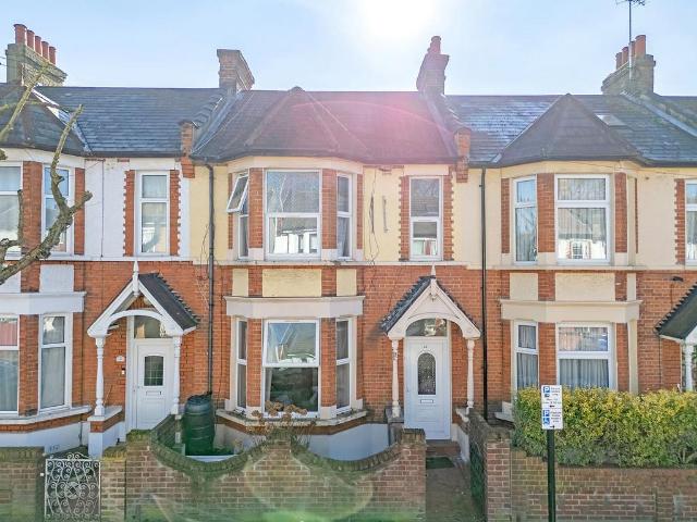 House for sale in Leyton, Greater London