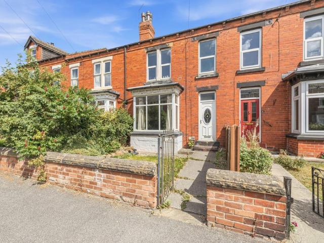 House for sale in Whitkirk, Austhorpe