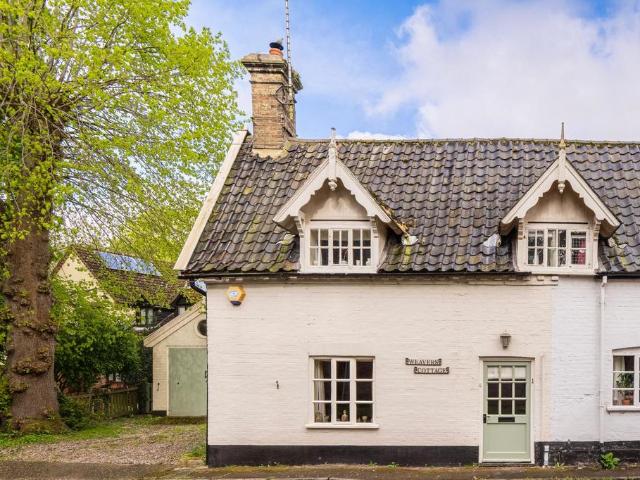 House for sale in Eastbridge, Suffolk
