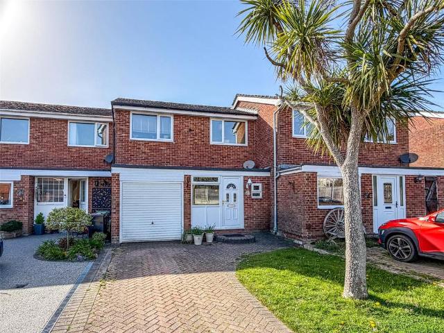 House for sale in Burton and Winkton, Burton