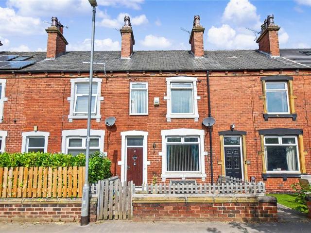 House for sale in Churwell, West Yorkshire