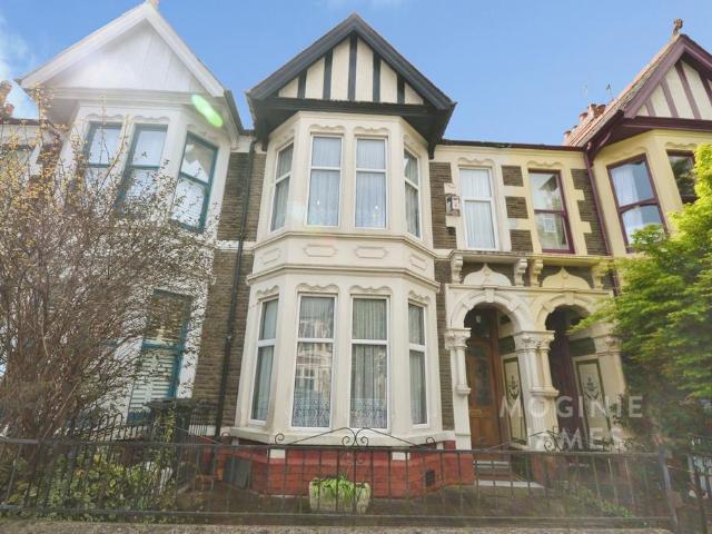 House for sale in Plasnewydd, Falcon Lodge