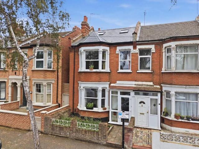 House for sale in Leyton, Greater London