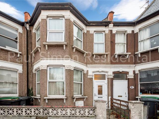 House for sale in Greater London
