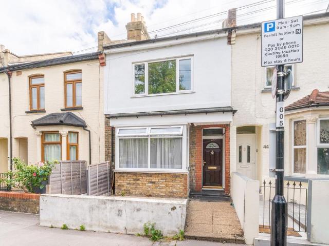 House for sale in London Borough of Croydon, Thornton Heath
