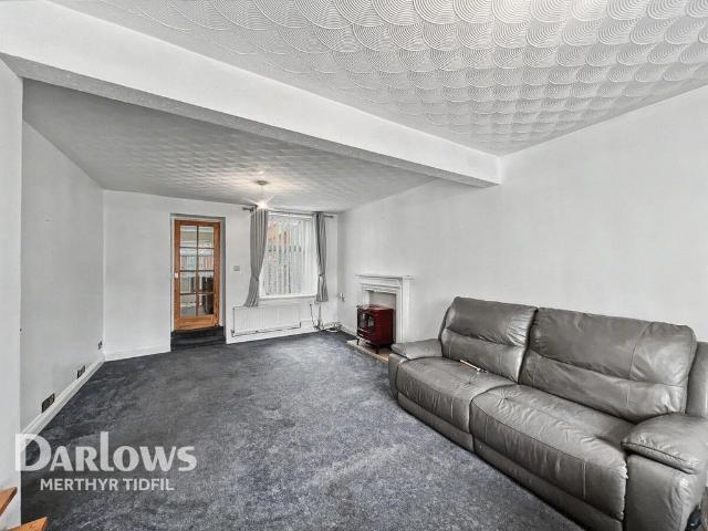 House for sale in Pontlottyn, Wales