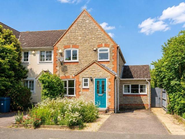 House for sale in Greater Leys, The Slade
