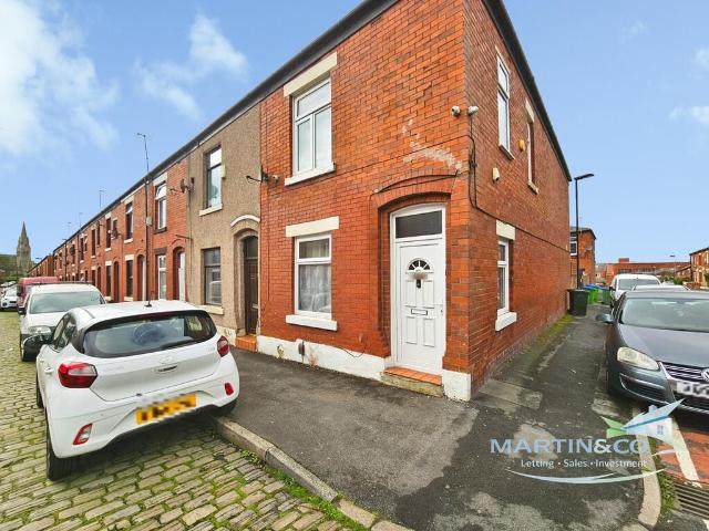 House for sale in Castleton, Rochdale
