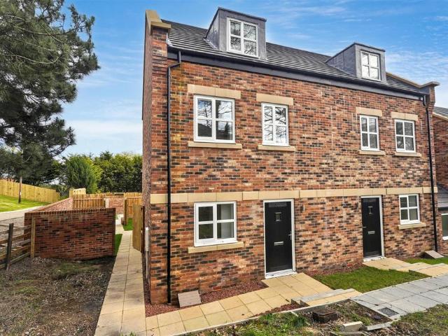House for sale in Sadberge, Darlington