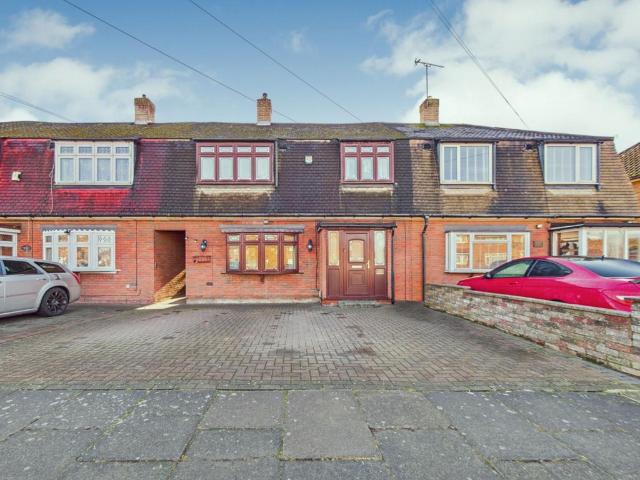 House for sale in South Ockendon, Essex