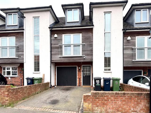 House for sale in Thorney Close, Tyne And Wear