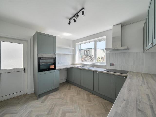 House for sale in Hafod, Swansea