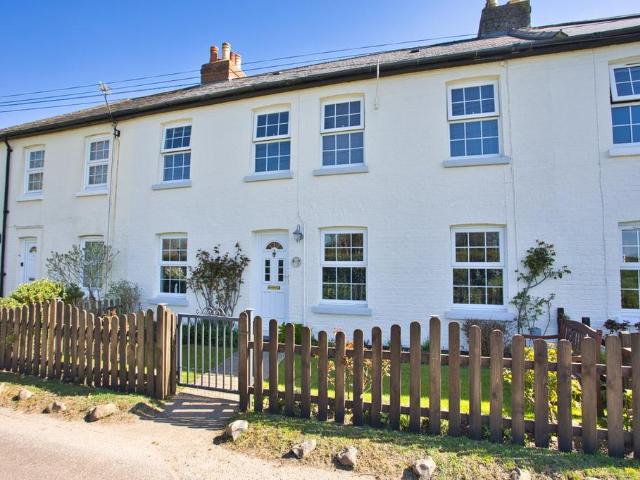 House for sale in Ash, Kent