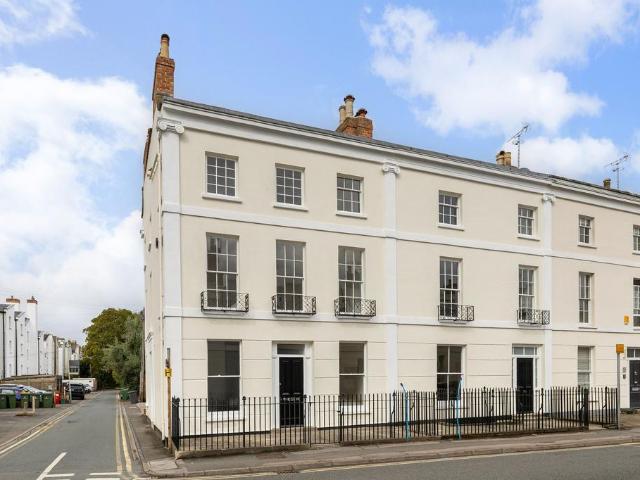 House for sale in Montpellier, Cheltenham