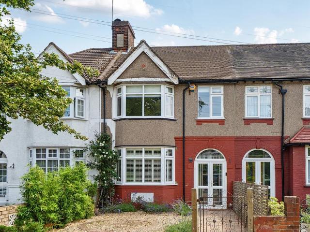 House for sale in London Borough of Lewisham, Greater London