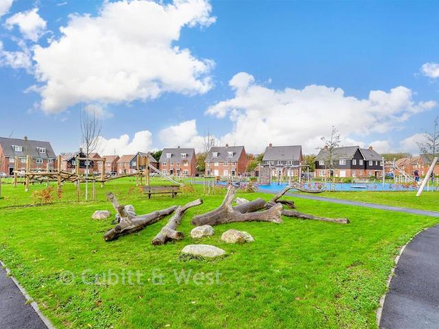 House for sale in Aldingbourne, Clapham