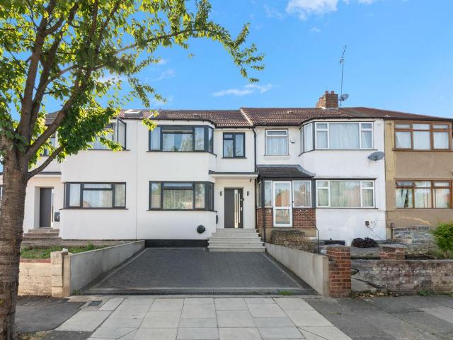 House for sale in London Borough of Ealing, Greater London