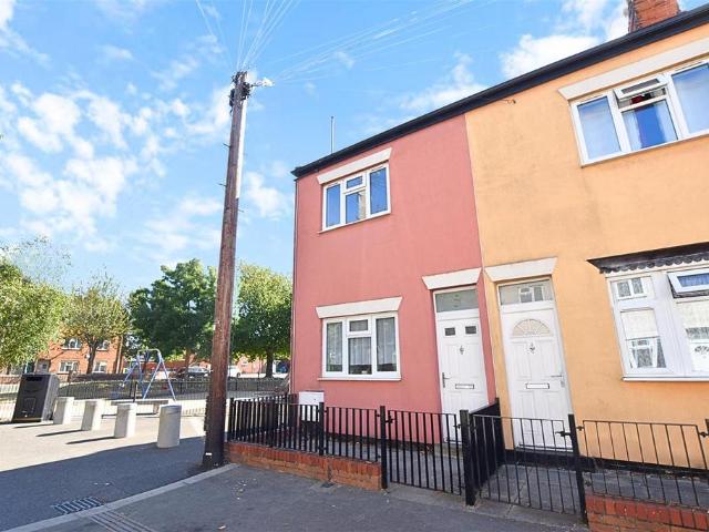 House for sale in East Marsh, Grimsby