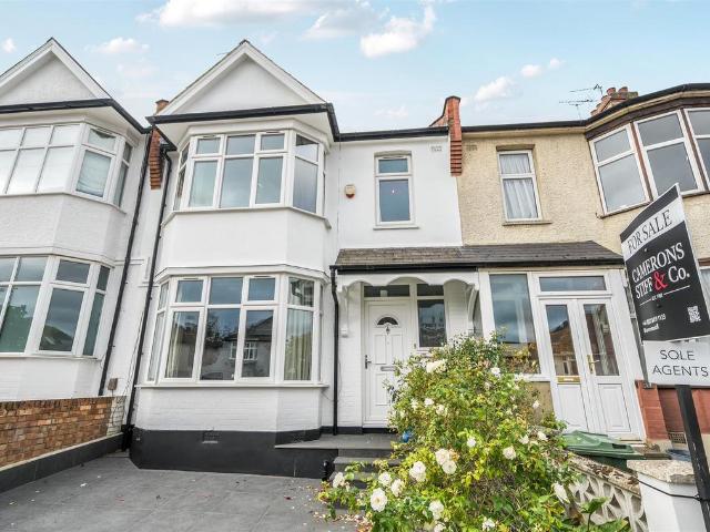 House for sale in Harlesden, Greater London