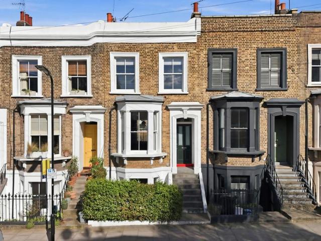 House for sale in South Hackney, Greater London