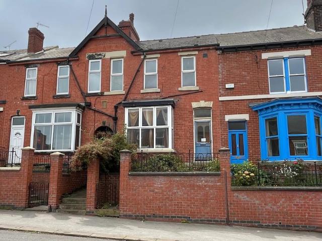 House for sale in Osgathorpe, South Yorkshire
