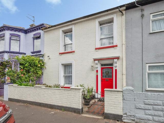 House for sale in Southtown, Stokesby