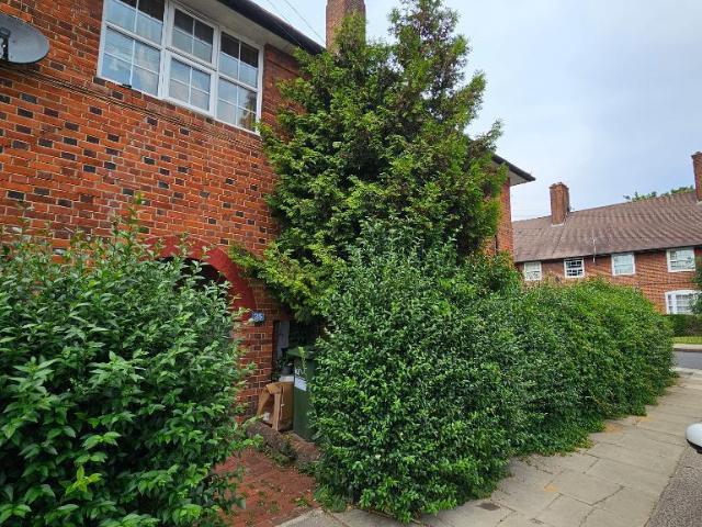House for sale in Greater London