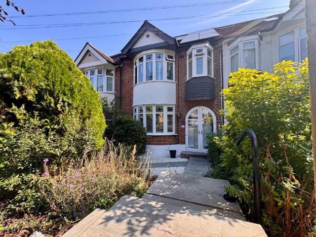 House for sale in Royal Borough of Greenwich, Greater London