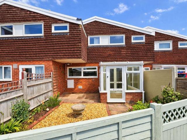 House for sale in Lee-on-the-Solent, Middlecroft