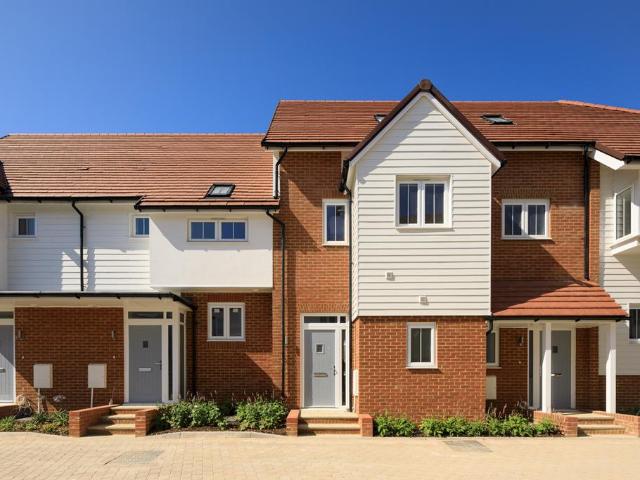 House for sale in Cranbrook & Sissinghurst, Sandown Park