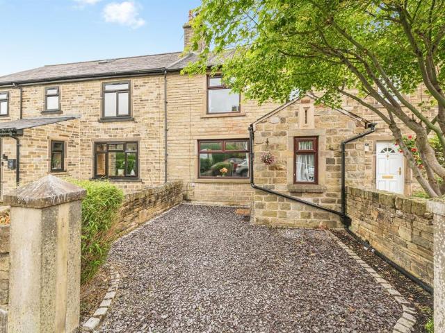 House for sale in Marsh, Milnsbridge