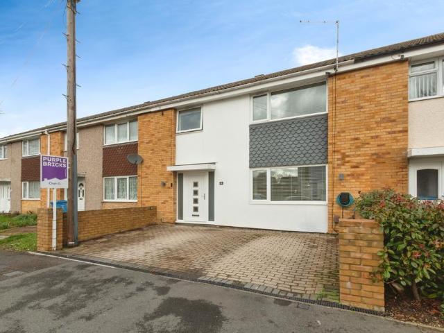 House for sale in Farnborough, Hampshire