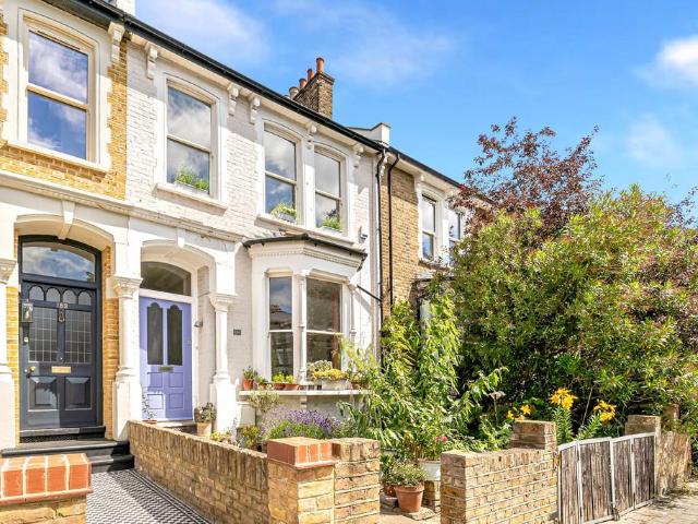 House for sale in Clapton, Lower Clapton
