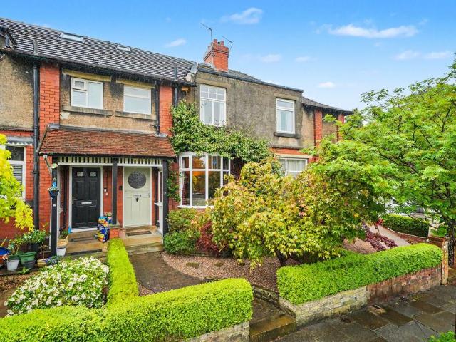 House for sale in Birkby, Huddersfield