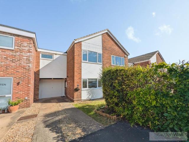 House for sale in Barholm, Lincolnshire
