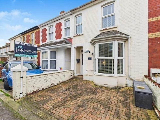House for sale in Porthcawl, Nottage