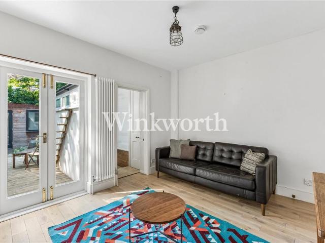 House for sale in Greater London