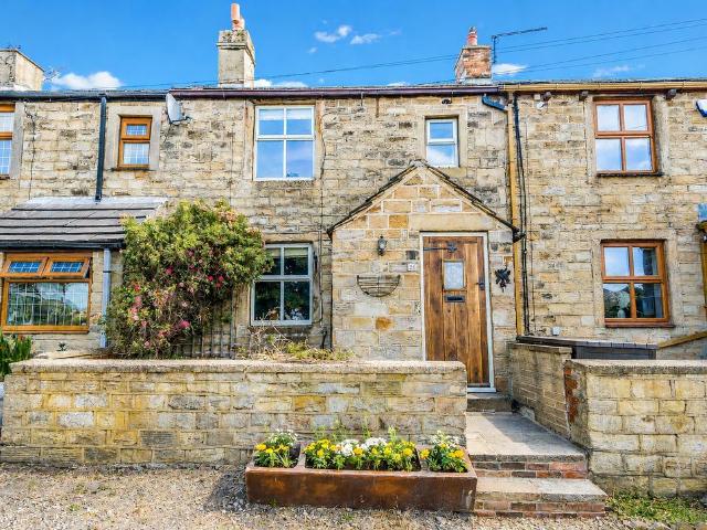 House for sale in Roberttown, West Yorkshire