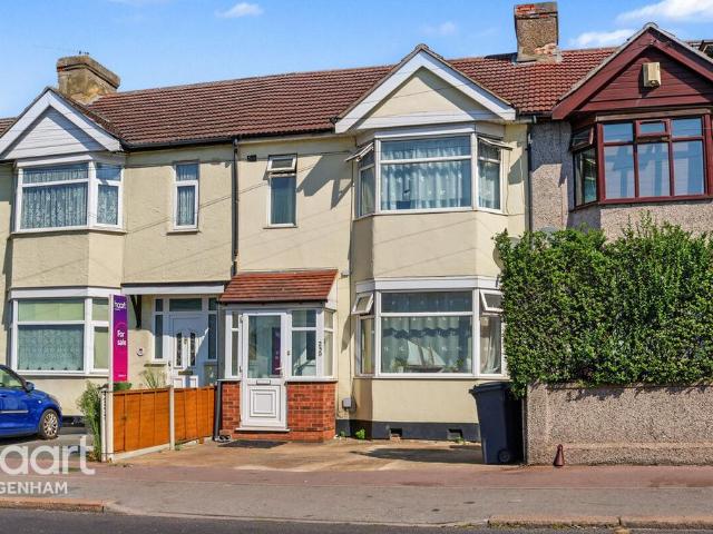 House for sale in Dagenham, Greater London