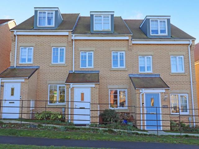 House for sale in Chelmondiston, Suffolk