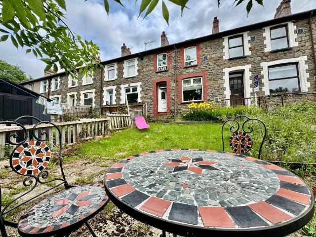 House for sale in Hafodyrynys, Crumlin