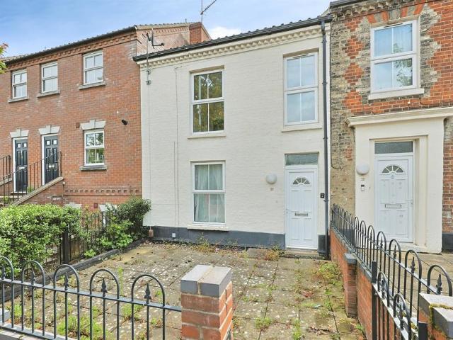 House for sale in Heigham Grove, East Bank