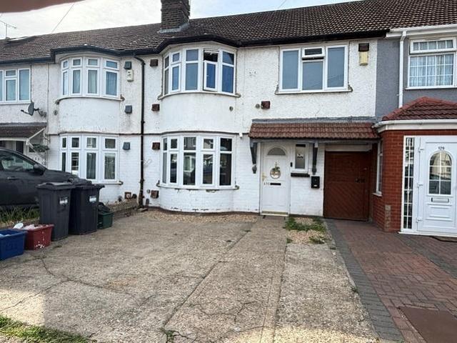 House for sale in London Borough of Hounslow, Greater London