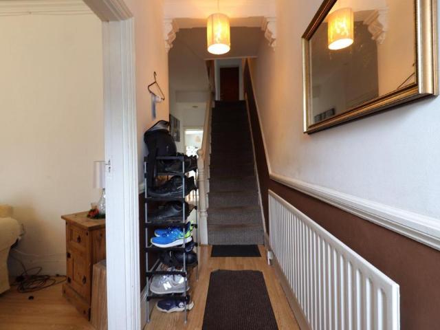 House for sale in Spring Park, Luton